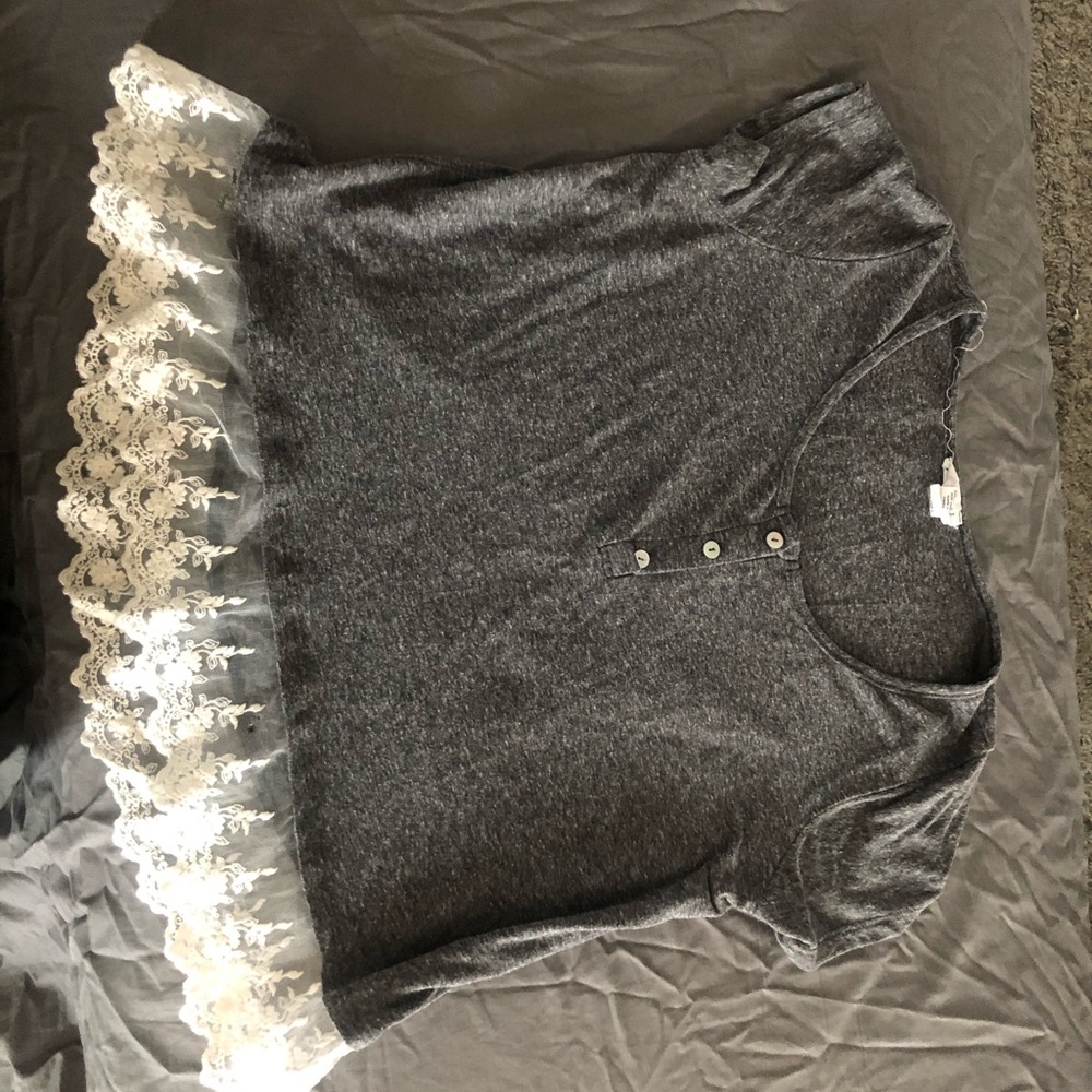 Grey crop top with lace trim